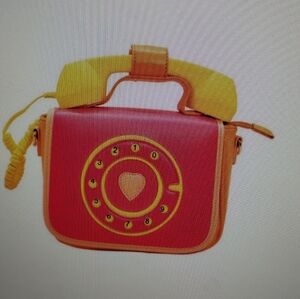Cute phone purse!